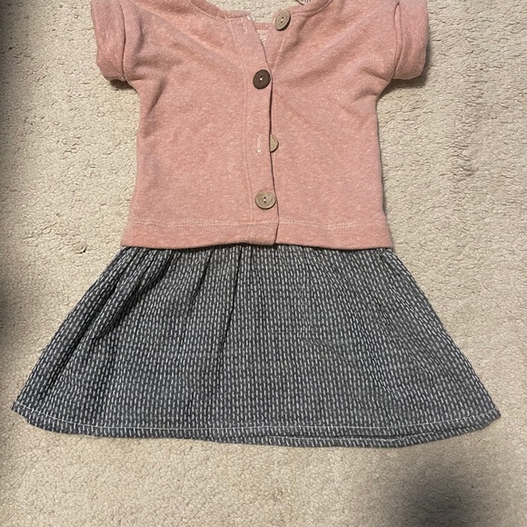 Childhoods Clothing two tone dress - Picture 2 of 2